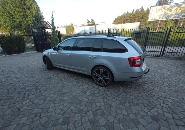 Skoda Octavia cena 48000 przebieg: 200000, rok produkcji 2018 z Woźniki małe 781